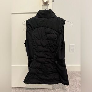 Lululemon Black Puffer Vest